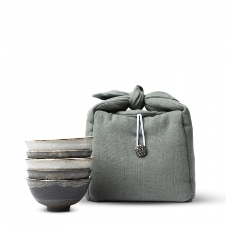 Petr Novak Yoshi En Tea Bowl Set Black & White Dark Bag